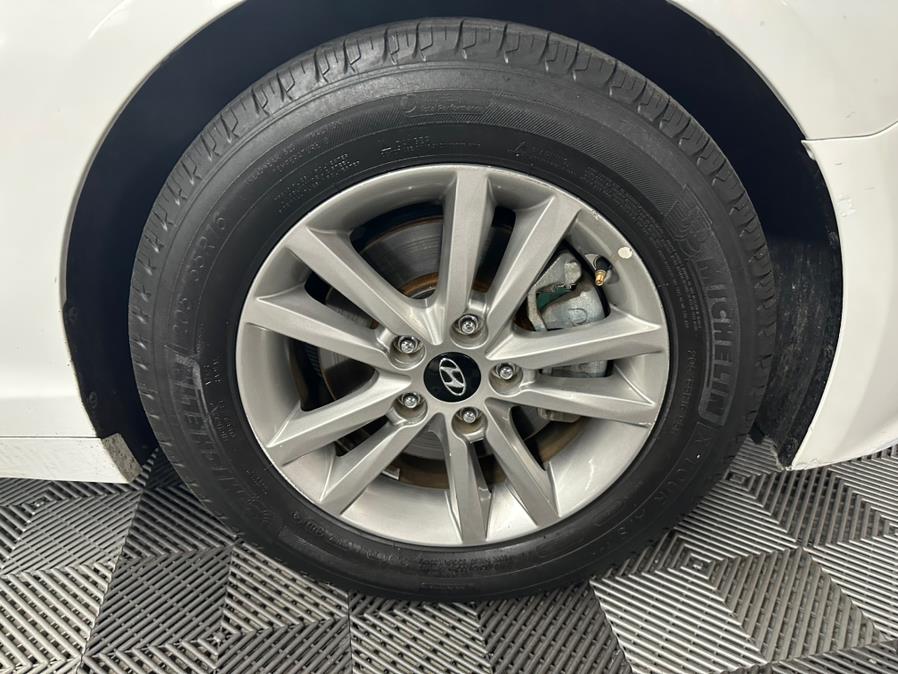 2016 Hyundai Sonata 4dr Sdn 2.4L SE, available for sale in West Babylon , New York | MP Motors Inc. West Babylon , New York 2016 Hyundai Sonata 4dr Sdn 2.4L SE, available for sale in West Babylon , New York | MP Motors Inc. West Babylon , New York