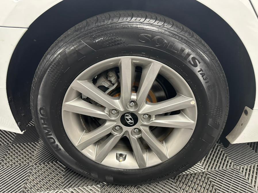 2016 Hyundai Sonata 4dr Sdn 2.4L SE, available for sale in West Babylon , New York | MP Motors Inc. West Babylon , New York 2016 Hyundai Sonata 4dr Sdn 2.4L SE, available for sale in West Babylon , New York | MP Motors Inc. West Babylon , New York
