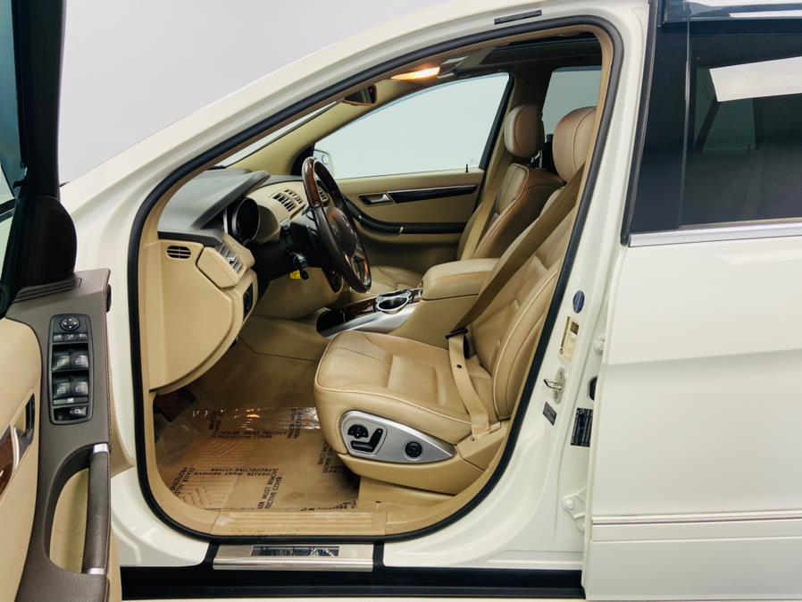 2012 Mercedes-Benz R-Class 4MATIC 4dr R350 BlueTEC, available for sale in Linden, New Jersey | East Coast Auto Group. Linden, New Jersey 2012 Mercedes-Benz R-Class 4MATIC 4dr R350 BlueTEC, available for sale in Linden, New Jersey | East Coast Auto Group. Linden, New Jersey