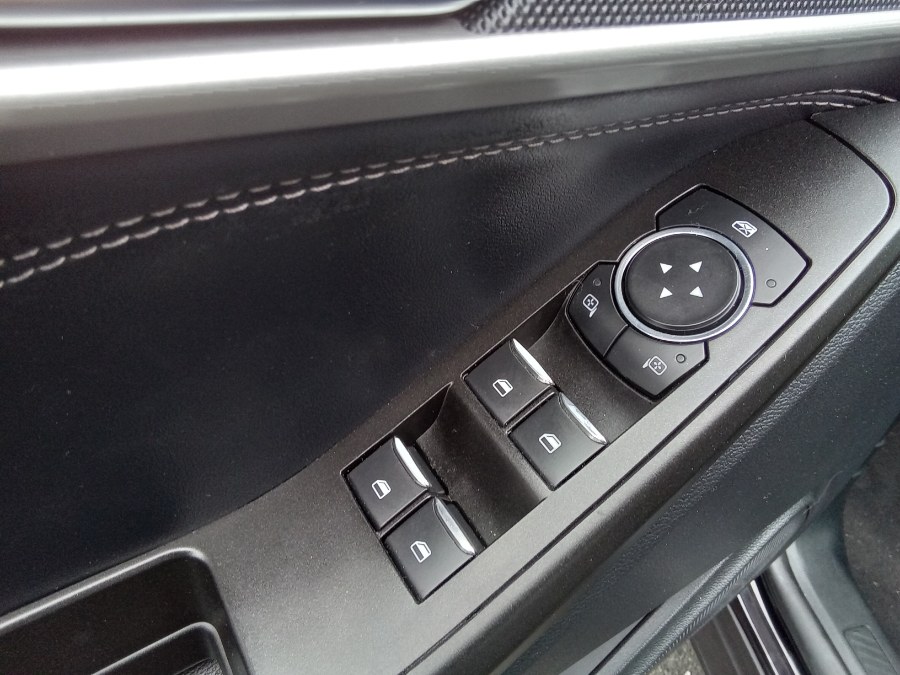 2020 Ford Explorer XLT 4WD, available for sale in Irvington, New Jersey | NJ Used Cars Center. Irvington, New Jersey 2020 Ford Explorer XLT 4WD, available for sale in Irvington, New Jersey | NJ Used Cars Center. Irvington, New Jersey