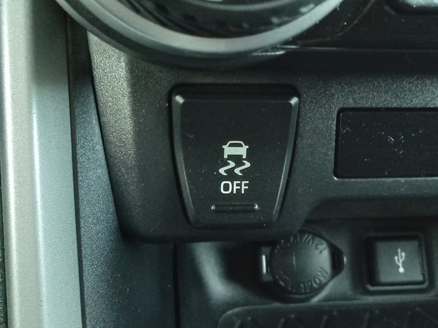 2020 Toyota RAV4 XLE Premium FWD (Natl), available for sale in Irvington, New Jersey | NJ Used Cars Center. Irvington, New Jersey 2020 Toyota RAV4 XLE Premium FWD (Natl), available for sale in Irvington, New Jersey | NJ Used Cars Center. Irvington, New Jersey