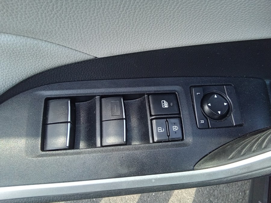 2020 Toyota RAV4 XLE Premium FWD (Natl), available for sale in Irvington, New Jersey | NJ Used Cars Center. Irvington, New Jersey 2020 Toyota RAV4 XLE Premium FWD (Natl), available for sale in Irvington, New Jersey | NJ Used Cars Center. Irvington, New Jersey