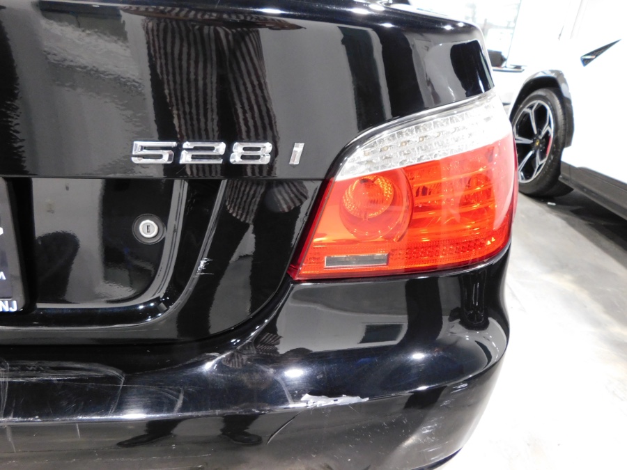 2009 BMW 5 Series 4dr Sdn 528i xDrive AWD, available for sale in Lodi, New Jersey | Auto Gallery. Lodi, New Jersey 2009 BMW 5 Series 4dr Sdn 528i xDrive AWD, available for sale in Lodi, New Jersey | Auto Gallery. Lodi, New Jersey