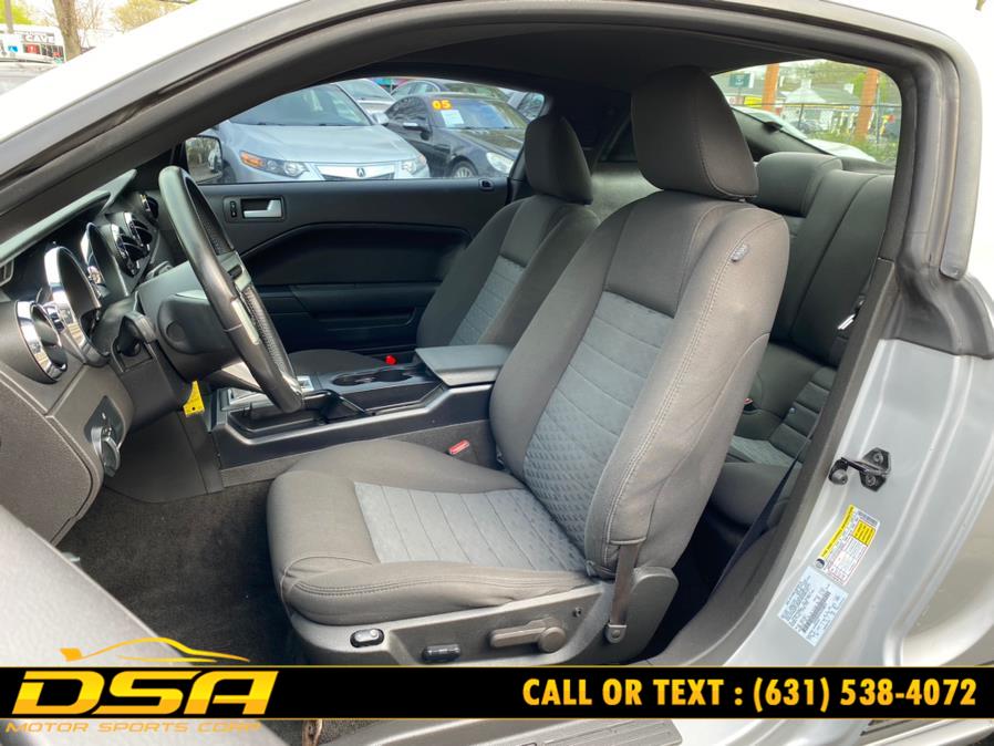2006 Ford Mustang 2dr Cpe GT Deluxe, available for sale in Commack, New York | DSA Motor Sports Corp. Commack, New York 2006 Ford Mustang 2dr Cpe GT Deluxe, available for sale in Commack, New York | DSA Motor Sports Corp. Commack, New York
