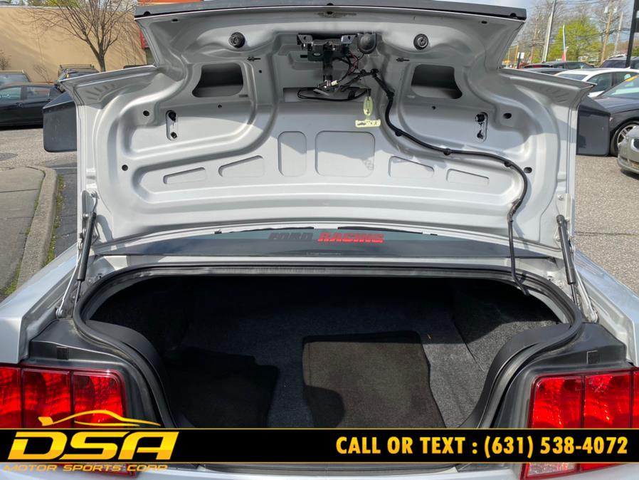 2006 Ford Mustang 2dr Cpe GT Deluxe, available for sale in Commack, New York | DSA Motor Sports Corp. Commack, New York 2006 Ford Mustang 2dr Cpe GT Deluxe, available for sale in Commack, New York | DSA Motor Sports Corp. Commack, New York