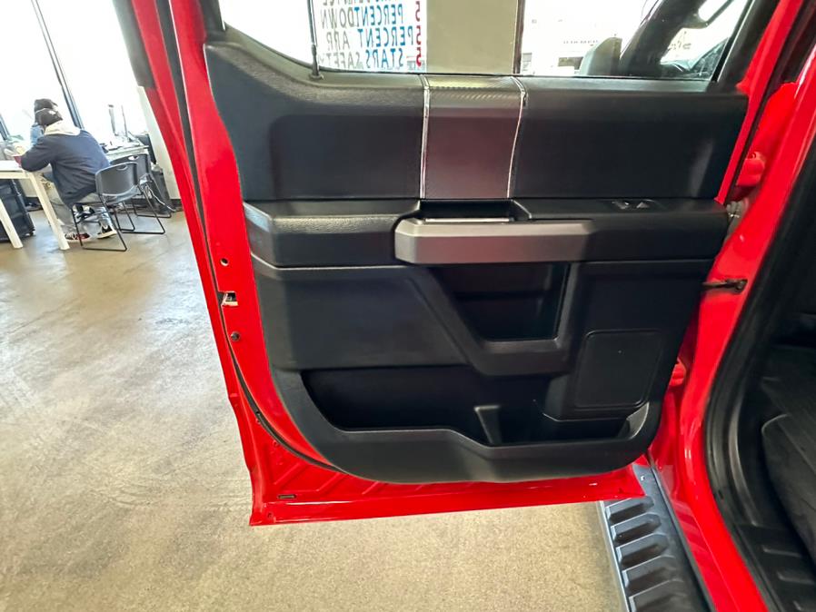 2018 Ford F-150 XLT 4WD SuperCrew 5.5'' Box, available for sale in Inwood, New York | 5 Towns Drive. Inwood, New York 2018 Ford F-150 XLT 4WD SuperCrew 5.5'' Box, available for sale in Inwood, New York | 5 Towns Drive. Inwood, New York