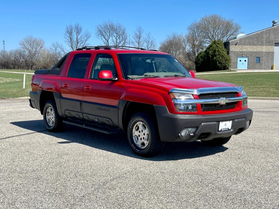 2003 Chevrolet Avalanche 1500 5dr Crew Cab 130" WB 4WD, available for sale in Darien, Wisconsin | Geneva Motor Cars. Darien, Wisconsin 2003 Chevrolet Avalanche 1500 5dr Crew Cab 130" WB 4WD, available for sale in Darien, Wisconsin | Geneva Motor Cars. Darien, Wisconsin