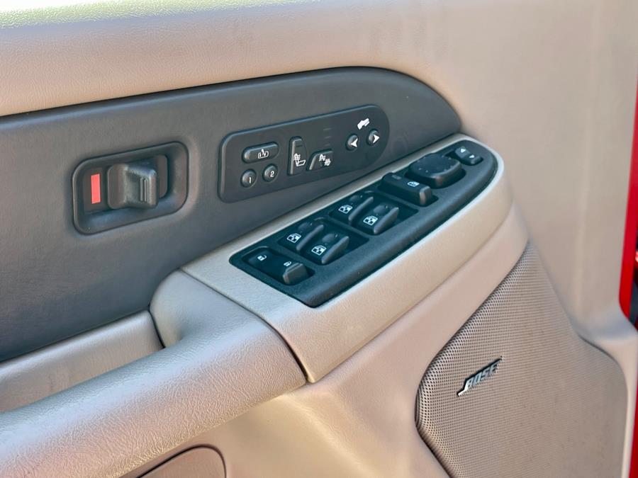 2003 Chevrolet Avalanche 1500 5dr Crew Cab 130" WB 4WD, available for sale in Darien, Wisconsin | Geneva Motor Cars. Darien, Wisconsin 2003 Chevrolet Avalanche 1500 5dr Crew Cab 130" WB 4WD, available for sale in Darien, Wisconsin | Geneva Motor Cars. Darien, Wisconsin