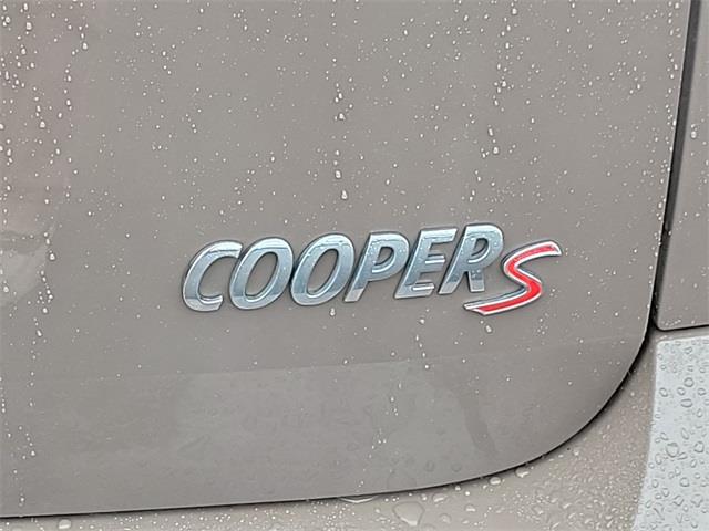 2012 Mini Cooper s Countryman Base, available for sale in Stratford, Connecticut | Wiz Leasing Inc. Stratford, Connecticut 2012 Mini Cooper s Countryman Base, available for sale in Stratford, Connecticut | Wiz Leasing Inc. Stratford, Connecticut