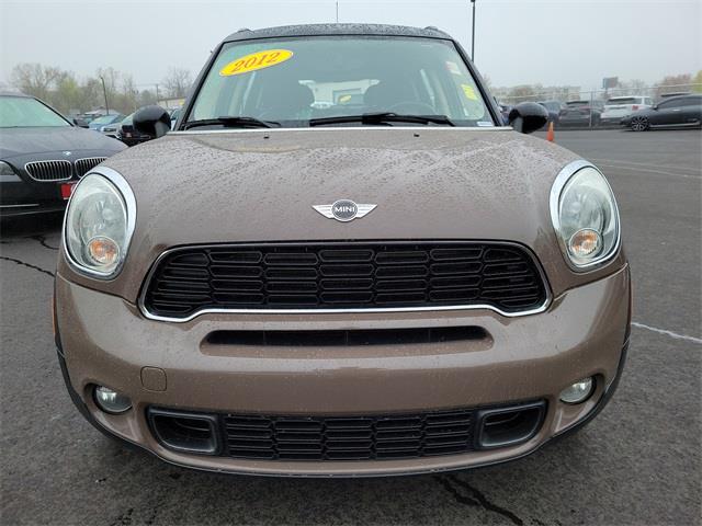 2012 Mini Cooper s Countryman Base, available for sale in Stratford, Connecticut | Wiz Leasing Inc. Stratford, Connecticut 2012 Mini Cooper s Countryman Base, available for sale in Stratford, Connecticut | Wiz Leasing Inc. Stratford, Connecticut