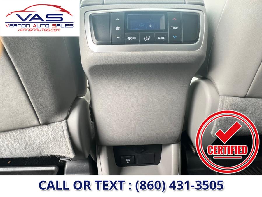 2015 Toyota Highlander AWD 4dr V6 Limited (Natl), available for sale in Manchester, Connecticut | Vernon Auto Sale & Service. Manchester, Connecticut 2015 Toyota Highlander AWD 4dr V6 Limited (Natl), available for sale in Manchester, Connecticut | Vernon Auto Sale & Service. Manchester, Connecticut