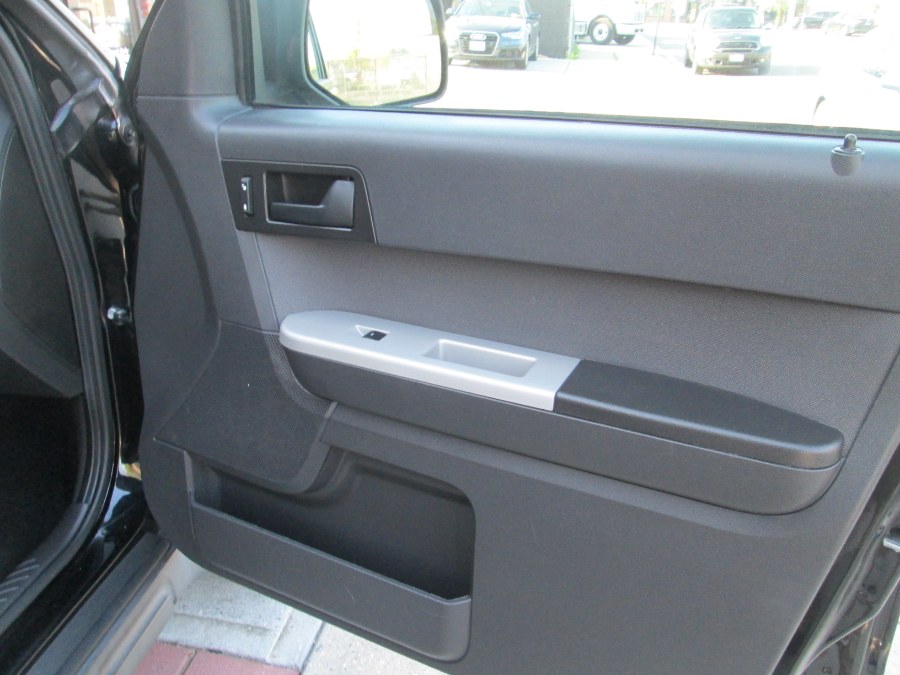 2012 Ford Escape 4WD 4dr XLT, available for sale in Massapequa, New York | South Shore Auto Brokers & Sales. Massapequa, New York 2012 Ford Escape 4WD 4dr XLT, available for sale in Massapequa, New York | South Shore Auto Brokers & Sales. Massapequa, New York