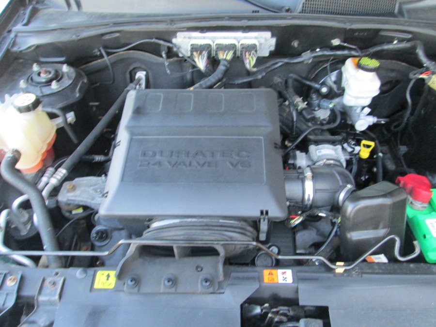 2012 Ford Escape 4WD 4dr XLT, available for sale in Massapequa, New York | South Shore Auto Brokers & Sales. Massapequa, New York 2012 Ford Escape 4WD 4dr XLT, available for sale in Massapequa, New York | South Shore Auto Brokers & Sales. Massapequa, New York