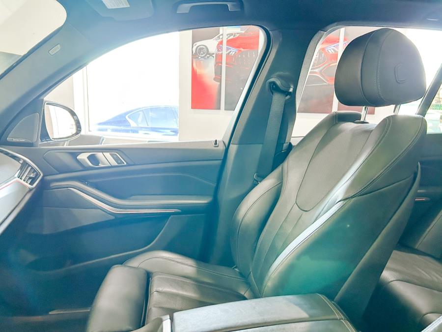 2019 BMW X5 xDrive40i Sports Activity Vehicle, available for sale in Franklin Square, New York | Luxury Motor Club. Franklin Square, New York 2019 BMW X5 xDrive40i Sports Activity Vehicle, available for sale in Franklin Square, New York | Luxury Motor Club. Franklin Square, New York