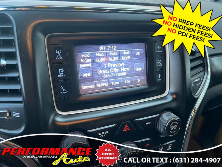 2014 Jeep Grand Cherokee 4WD 4dr Laredo, available for sale in Bohemia, New York | Performance Auto Inc. Bohemia, New York 2014 Jeep Grand Cherokee 4WD 4dr Laredo, available for sale in Bohemia, New York | Performance Auto Inc. Bohemia, New York