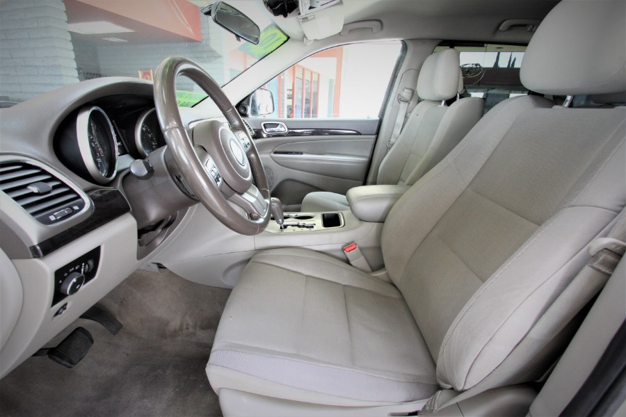 2011 Jeep Grand Cherokee 4WD 4dr Laredo, available for sale in Garden Grove, California | 1 Stop Auto Mart Inc.. Garden Grove, California 2011 Jeep Grand Cherokee 4WD 4dr Laredo, available for sale in Garden Grove, California | 1 Stop Auto Mart Inc.. Garden Grove, California