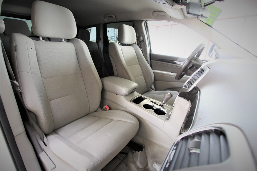 2011 Jeep Grand Cherokee 4WD 4dr Laredo, available for sale in Garden Grove, California | 1 Stop Auto Mart Inc.. Garden Grove, California 2011 Jeep Grand Cherokee 4WD 4dr Laredo, available for sale in Garden Grove, California | 1 Stop Auto Mart Inc.. Garden Grove, California