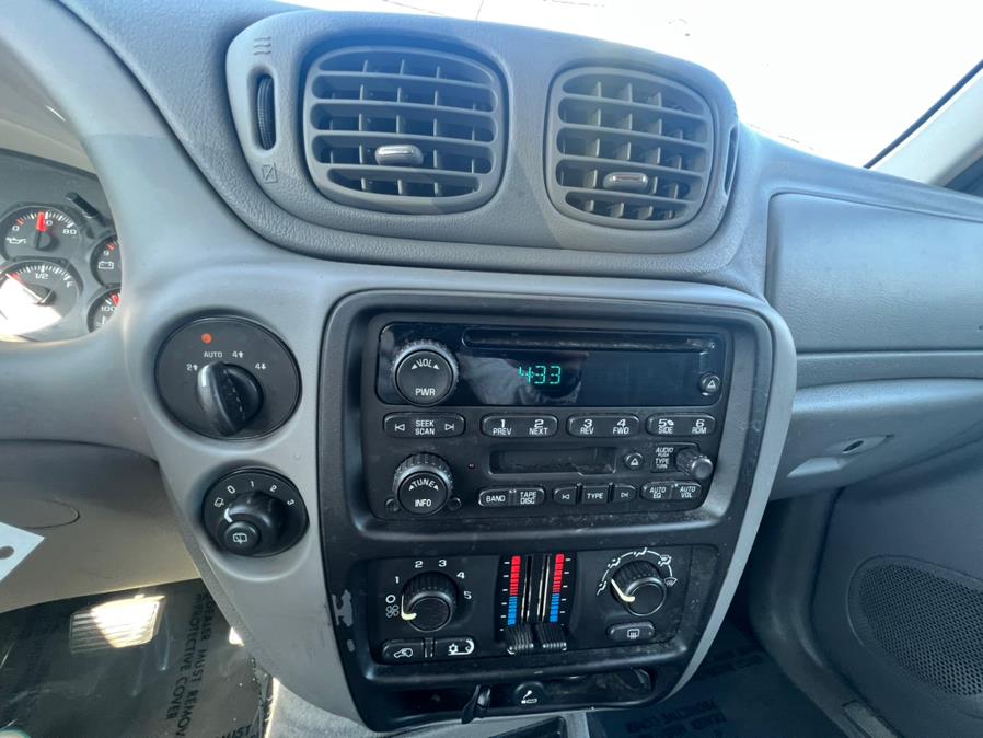 2006 Chevrolet TrailBlazer 4dr 4WD EXT LT, available for sale in Lodi, New Jersey | Route 46 Auto Sales Inc. Lodi, New Jersey 2006 Chevrolet TrailBlazer 4dr 4WD EXT LT, available for sale in Lodi, New Jersey | Route 46 Auto Sales Inc. Lodi, New Jersey