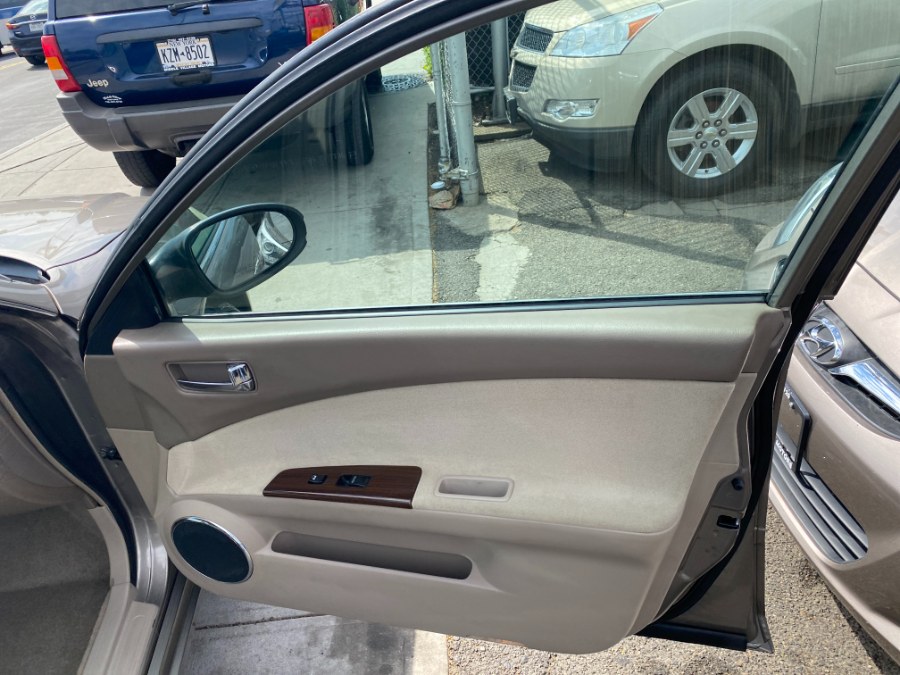 2005 Nissan Altima 4dr Sdn I4 Auto 2.5 S, available for sale in Middle Village, New York | Middle Village Motors . Middle Village, New York 2005 Nissan Altima 4dr Sdn I4 Auto 2.5 S, available for sale in Middle Village, New York | Middle Village Motors . Middle Village, New York