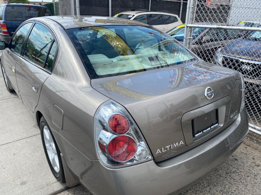 2005 Nissan Altima 4dr Sdn I4 Auto 2.5 S, available for sale in Middle Village, New York | Middle Village Motors . Middle Village, New York 2005 Nissan Altima 4dr Sdn I4 Auto 2.5 S, available for sale in Middle Village, New York | Middle Village Motors . Middle Village, New York