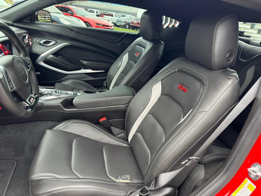2019 Chevrolet Camaro 2dr Cpe 2SS, available for sale in South Windsor, Connecticut | Mike And Tony Auto Sales, Inc. South Windsor, Connecticut 2019 Chevrolet Camaro 2dr Cpe 2SS, available for sale in South Windsor, Connecticut | Mike And Tony Auto Sales, Inc. South Windsor, Connecticut