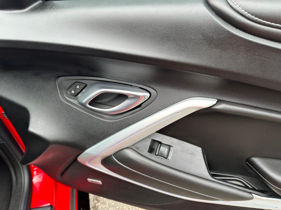 2019 Chevrolet Camaro 2dr Cpe 2SS, available for sale in South Windsor, Connecticut | Mike And Tony Auto Sales, Inc. South Windsor, Connecticut 2019 Chevrolet Camaro 2dr Cpe 2SS, available for sale in South Windsor, Connecticut | Mike And Tony Auto Sales, Inc. South Windsor, Connecticut