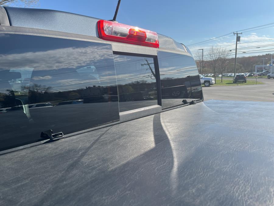 2017 GMC Canyon 4WD Crew Cab 128.3" SLE, available for sale in Old Saybrook, Connecticut | Saybrook Auto Barn. Old Saybrook, Connecticut 2017 GMC Canyon 4WD Crew Cab 128.3" SLE, available for sale in Old Saybrook, Connecticut | Saybrook Auto Barn. Old Saybrook, Connecticut