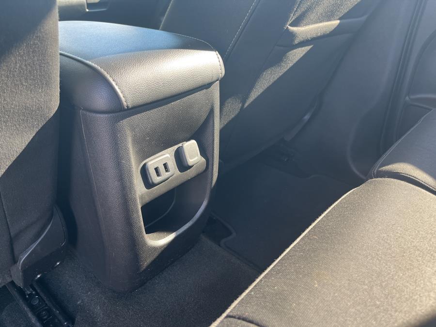 2017 GMC Canyon 4WD Crew Cab 128.3" SLE, available for sale in Old Saybrook, Connecticut | Saybrook Auto Barn. Old Saybrook, Connecticut 2017 GMC Canyon 4WD Crew Cab 128.3" SLE, available for sale in Old Saybrook, Connecticut | Saybrook Auto Barn. Old Saybrook, Connecticut