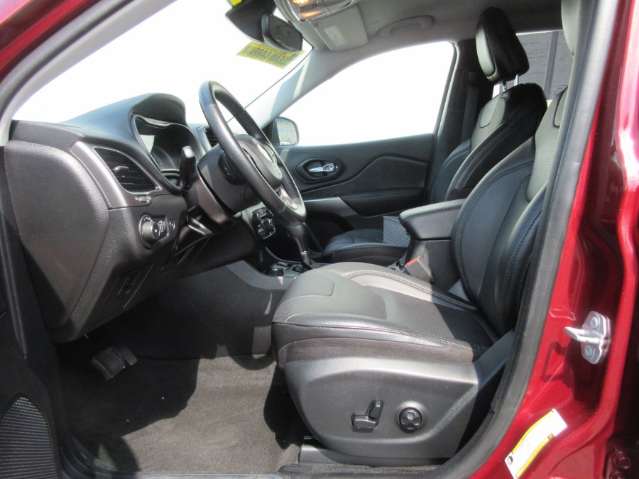 2020 Jeep Cherokee Limited 4x4, available for sale in Linden, New Jersey | Route 27 Auto Mall. Linden, New Jersey 2020 Jeep Cherokee Limited 4x4, available for sale in Linden, New Jersey | Route 27 Auto Mall. Linden, New Jersey