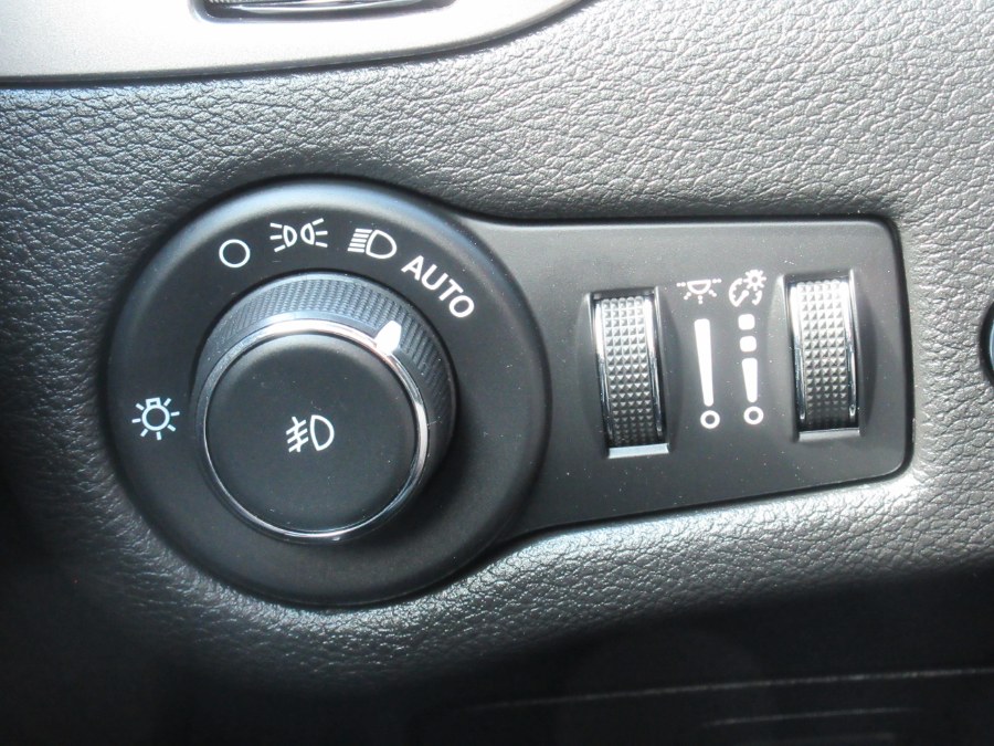 2020 Jeep Cherokee Limited 4x4, available for sale in Linden, New Jersey | Route 27 Auto Mall. Linden, New Jersey 2020 Jeep Cherokee Limited 4x4, available for sale in Linden, New Jersey | Route 27 Auto Mall. Linden, New Jersey