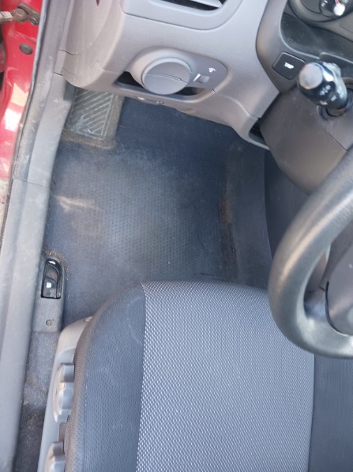 2006 Kia Rio 4dr Sdn LX Auto, available for sale in South Hadley, Massachusetts | Payless Auto Sale. South Hadley, Massachusetts 2006 Kia Rio 4dr Sdn LX Auto, available for sale in South Hadley, Massachusetts | Payless Auto Sale. South Hadley, Massachusetts