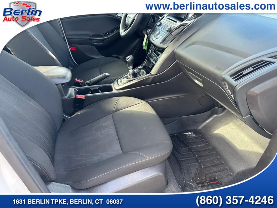 2017 Ford Focus SE Sedan, available for sale in Berlin, Connecticut | Berlin Auto Sales LLC. Berlin, Connecticut 2017 Ford Focus SE Sedan, available for sale in Berlin, Connecticut | Berlin Auto Sales LLC. Berlin, Connecticut