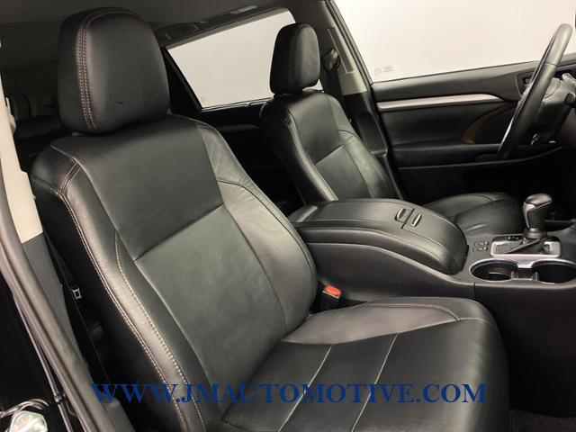 2019 Toyota Highlander XLE V6 AWD, available for sale in Naugatuck, Connecticut | J&M Automotive Sls&Svc LLC. Naugatuck, Connecticut 2019 Toyota Highlander XLE V6 AWD, available for sale in Naugatuck, Connecticut | J&M Automotive Sls&Svc LLC. Naugatuck, Connecticut