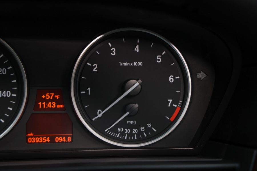 2009 BMW 5 Series 4dr Sdn 528i RWD, available for sale in North Salem, New York | Meccanic Shop North Inc. North Salem, New York 2009 BMW 5 Series 4dr Sdn 528i RWD, available for sale in North Salem, New York | Meccanic Shop North Inc. North Salem, New York