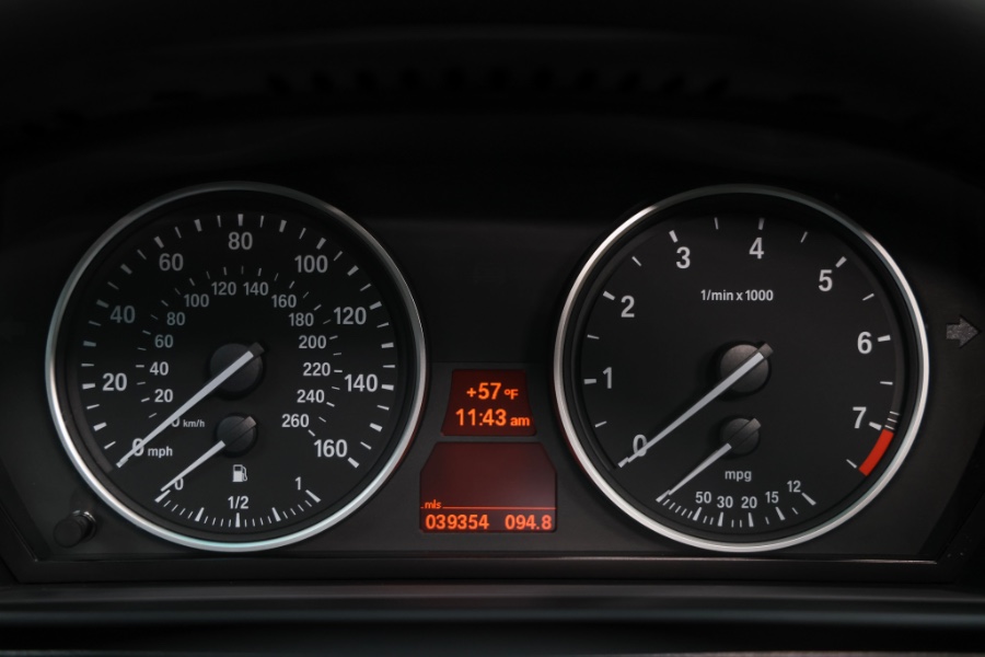 2009 BMW 5 Series 4dr Sdn 528i RWD, available for sale in North Salem, New York | Meccanic Shop North Inc. North Salem, New York 2009 BMW 5 Series 4dr Sdn 528i RWD, available for sale in North Salem, New York | Meccanic Shop North Inc. North Salem, New York