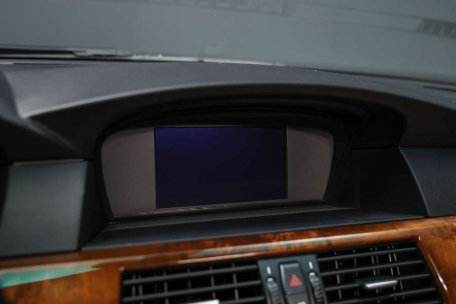 2009 BMW 5 Series 4dr Sdn 528i RWD, available for sale in North Salem, New York | Meccanic Shop North Inc. North Salem, New York 2009 BMW 5 Series 4dr Sdn 528i RWD, available for sale in North Salem, New York | Meccanic Shop North Inc. North Salem, New York