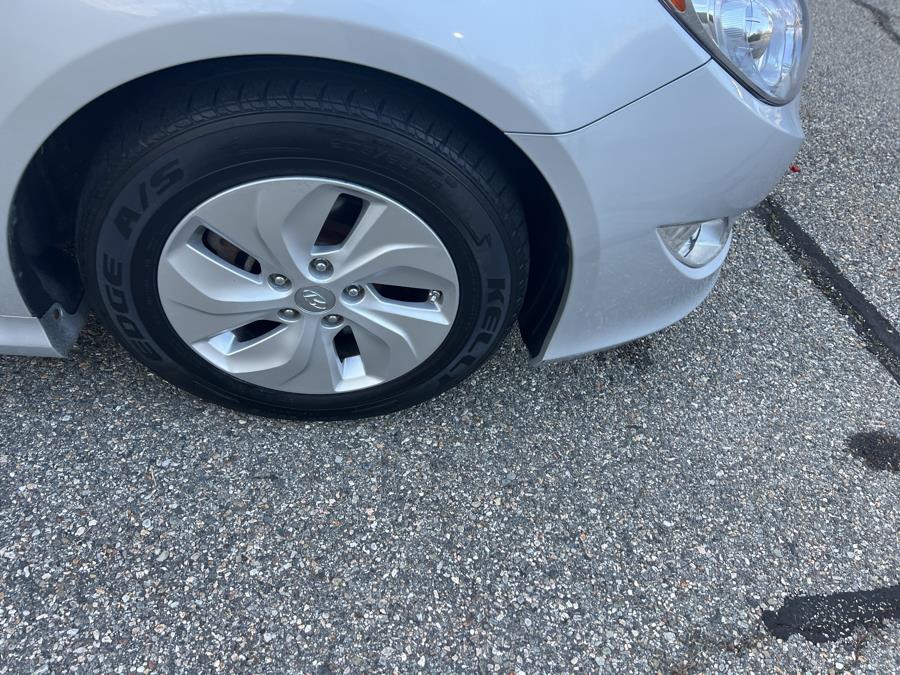 2015 Hyundai Sonata Hybrid 4dr Sdn, available for sale in New London, Connecticut | TJ Motors. New London, Connecticut 2015 Hyundai Sonata Hybrid 4dr Sdn, available for sale in New London, Connecticut | TJ Motors. New London, Connecticut