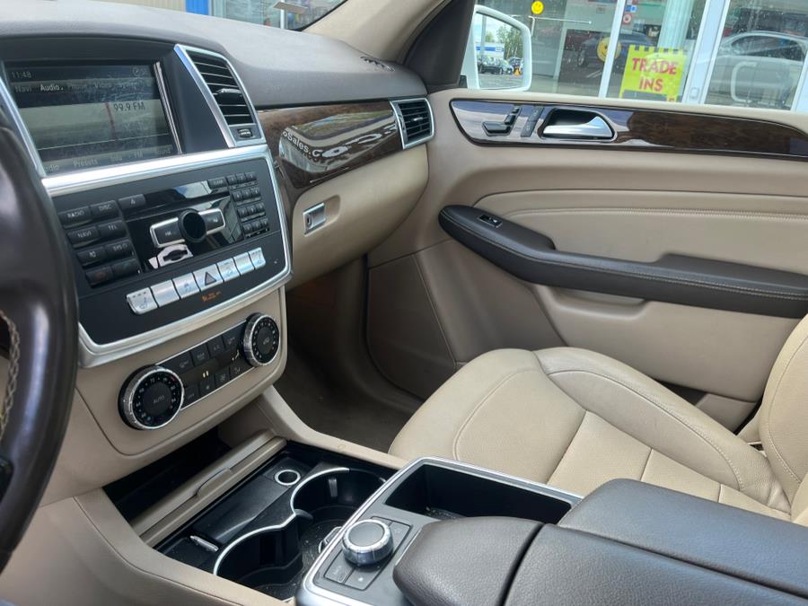 2015 Mercedes-Benz ML350 CLEAN CARFAX. Low Miles!!!, available for sale in Rosedale, New York | Sunrise Auto Sales. Rosedale, New York 2015 Mercedes-Benz ML350 CLEAN CARFAX. Low Miles!!!, available for sale in Rosedale, New York | Sunrise Auto Sales. Rosedale, New York
