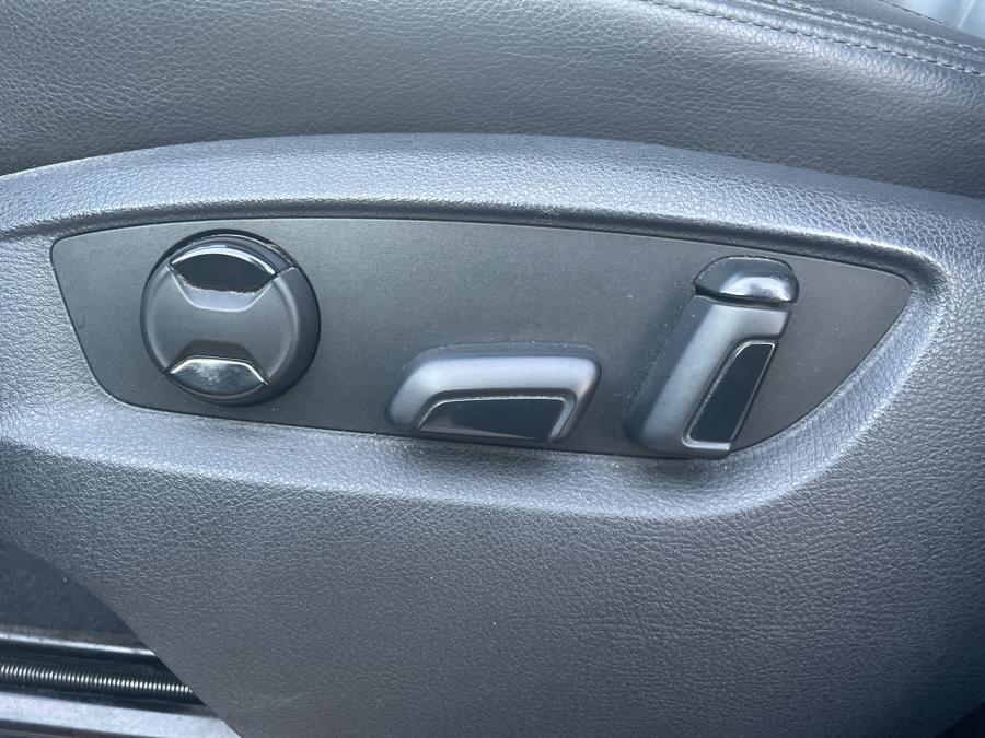 2014 Volkswagen Touareg 4dr 3.6L R-Line, available for sale in Hartford, Connecticut | Lex Autos LLC. Hartford, Connecticut 2014 Volkswagen Touareg 4dr 3.6L R-Line, available for sale in Hartford, Connecticut | Lex Autos LLC. Hartford, Connecticut