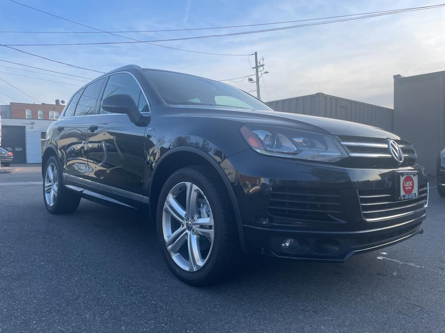 2014 Volkswagen Touareg 4dr 3.6L R-Line, available for sale in Hartford, Connecticut | Lex Autos LLC. Hartford, Connecticut 2014 Volkswagen Touareg 4dr 3.6L R-Line, available for sale in Hartford, Connecticut | Lex Autos LLC. Hartford, Connecticut