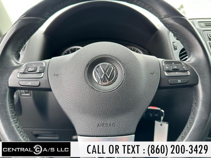 2015 Volkswagen Tiguan 4MOTION 4dr Auto SEL, available for sale in East Windsor, Connecticut | Central A/S LLC. East Windsor, Connecticut 2015 Volkswagen Tiguan 4MOTION 4dr Auto SEL, available for sale in East Windsor, Connecticut | Central A/S LLC. East Windsor, Connecticut