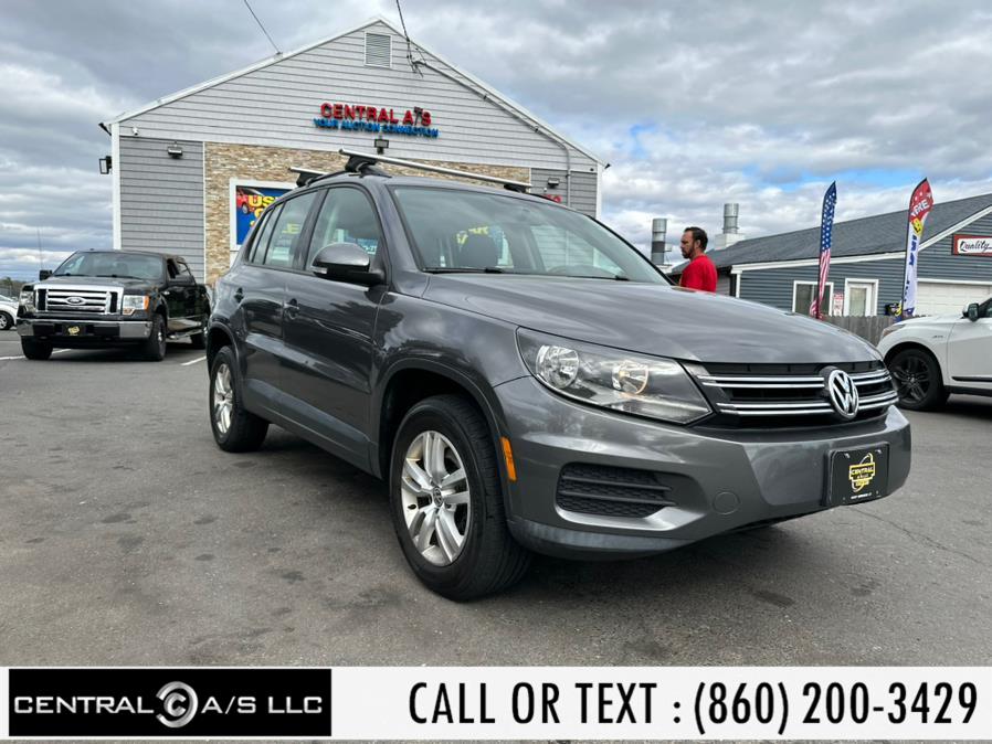 2015 Volkswagen Tiguan 4MOTION 4dr Auto SEL, available for sale in East Windsor, Connecticut | Central A/S LLC. East Windsor, Connecticut 2015 Volkswagen Tiguan 4MOTION 4dr Auto SEL, available for sale in East Windsor, Connecticut | Central A/S LLC. East Windsor, Connecticut