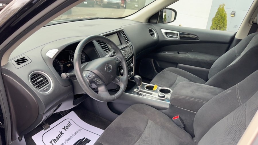 2015 Nissan Pathfinder 4WD 4dr S, available for sale in Waterbury, Connecticut | West End Automotive Center. Waterbury, Connecticut 2015 Nissan Pathfinder 4WD 4dr S, available for sale in Waterbury, Connecticut | West End Automotive Center. Waterbury, Connecticut