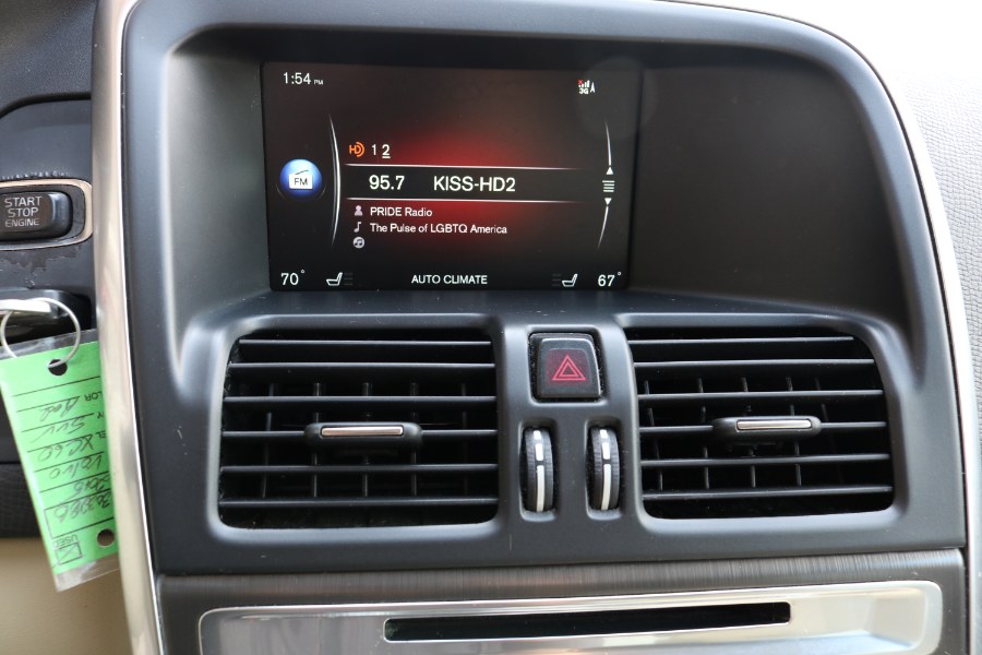 2015 Volvo XC60 2015.5 AWD 4dr T6, available for sale in Bristol, Connecticut | Dealmax Motors LLC. Bristol, Connecticut 2015 Volvo XC60 2015.5 AWD 4dr T6, available for sale in Bristol, Connecticut | Dealmax Motors LLC. Bristol, Connecticut