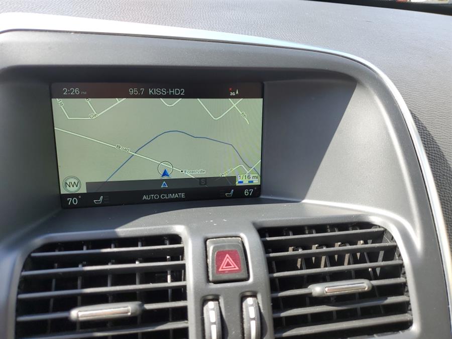 2015 Volvo XC60 2015.5 AWD 4dr T6, available for sale in Bristol, Connecticut | Dealmax Motors LLC. Bristol, Connecticut 2015 Volvo XC60 2015.5 AWD 4dr T6, available for sale in Bristol, Connecticut | Dealmax Motors LLC. Bristol, Connecticut