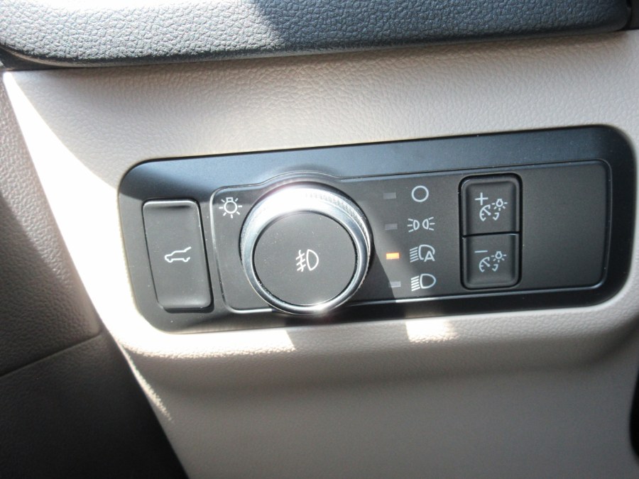 2021 Ford Escape SEL AWD, available for sale in Linden, New Jersey | Route 27 Auto Mall. Linden, New Jersey 2021 Ford Escape SEL AWD, available for sale in Linden, New Jersey | Route 27 Auto Mall. Linden, New Jersey