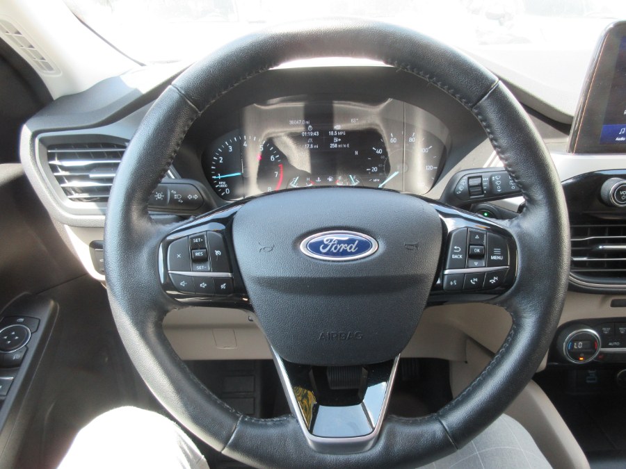 2021 Ford Escape SEL AWD, available for sale in Linden, New Jersey | Route 27 Auto Mall. Linden, New Jersey 2021 Ford Escape SEL AWD, available for sale in Linden, New Jersey | Route 27 Auto Mall. Linden, New Jersey