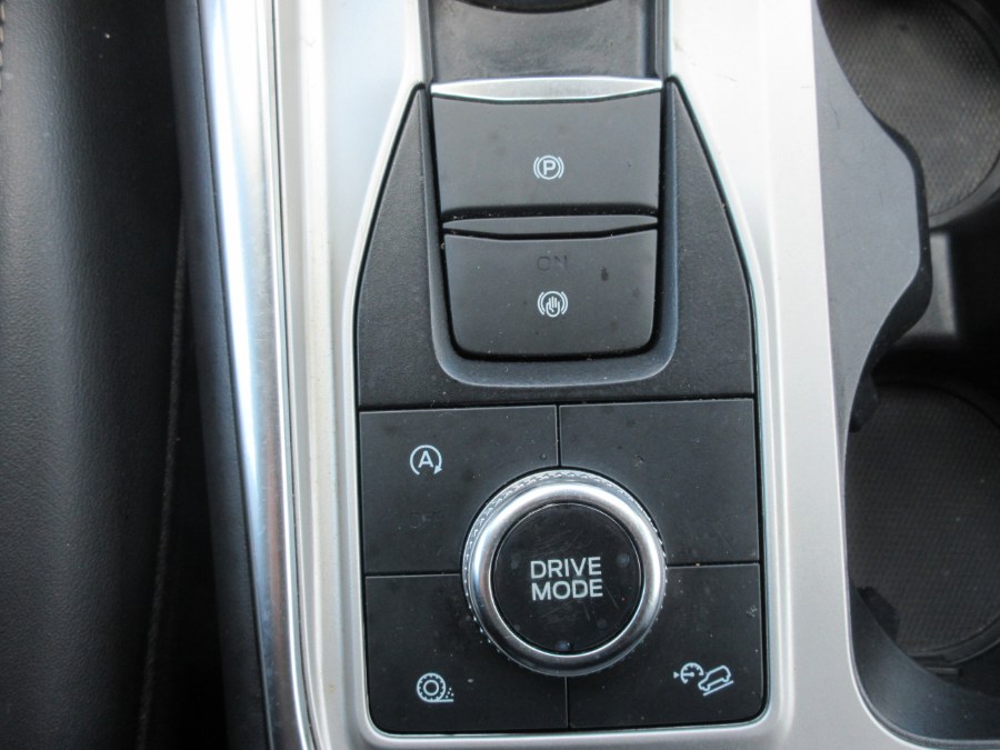 2022 Ford Explorer XLT 4WD, available for sale in Linden, New Jersey | Route 27 Auto Mall. Linden, New Jersey 2022 Ford Explorer XLT 4WD, available for sale in Linden, New Jersey | Route 27 Auto Mall. Linden, New Jersey