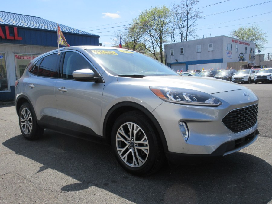 2022 Ford Escape SEL FWD, available for sale in Linden, New Jersey | Route 27 Auto Mall. Linden, New Jersey 2022 Ford Escape SEL FWD, available for sale in Linden, New Jersey | Route 27 Auto Mall. Linden, New Jersey
