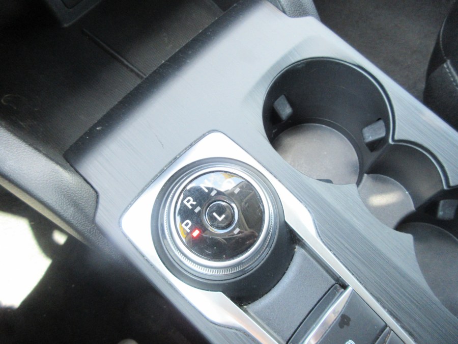 2022 Ford Escape SEL FWD, available for sale in Linden, New Jersey | Route 27 Auto Mall. Linden, New Jersey 2022 Ford Escape SEL FWD, available for sale in Linden, New Jersey | Route 27 Auto Mall. Linden, New Jersey